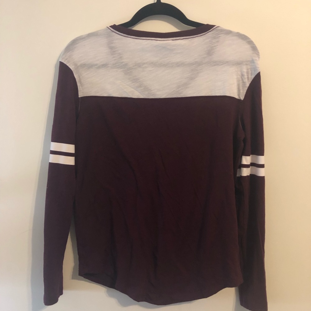 VS Pink Long Sleeve Tee - Picture 2 of 3